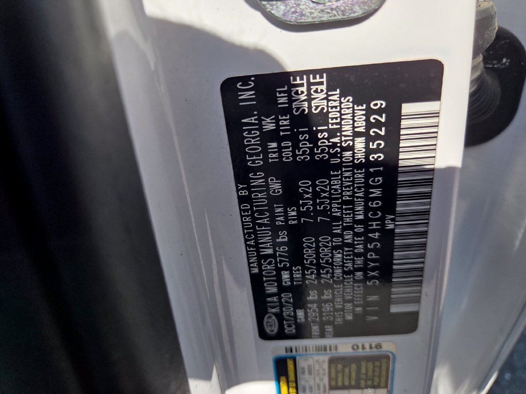 Used 2021 Kia Telluride SX w/ Towing Package FWD image 19