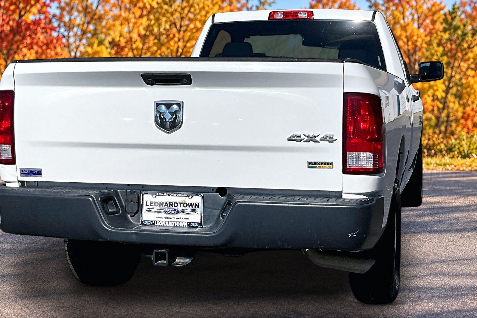 Used 2018 RAM 1500 Express AWD/4WD image 5