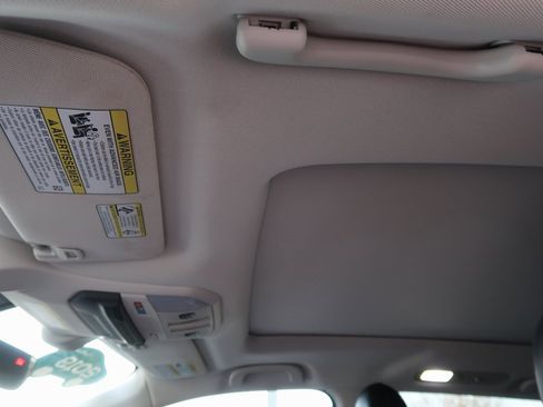 Used 2019 Subaru Ascent Limited w/ Popular Package #3 image 12