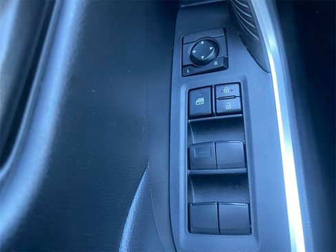 Used 2023 Toyota RAV4 LE image 18