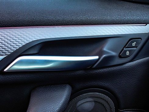 Used 2021 BMW X2 M35i w/ Premium Package image 9