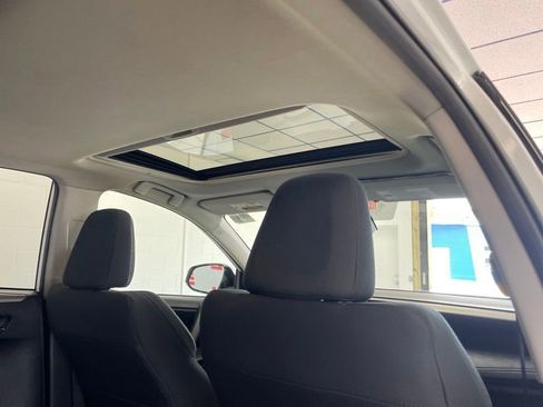 Used 2018 Toyota RAV4 XLE w/ Plus Extra Value Package AWD/4WD image 13