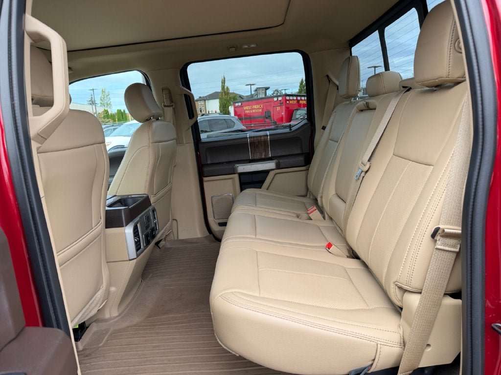 Used 2019 Ford F150 Lariat w/ Equipment Group 502A Luxury AWD/4WD image 33