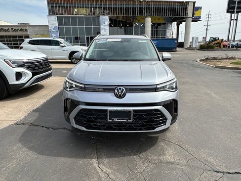 New 2025 Volkswagen Taos SEL AWD/4WD image 6