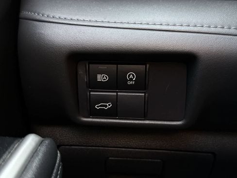 Used 2023 Toyota Highlander XSE image 22