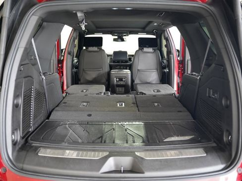 Used 2022 Chevrolet Tahoe RST w/ Sport Performance Package image 38