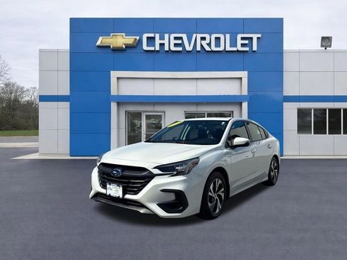 Used 2023 Subaru Legacy Premium AWD/4WD image 2
