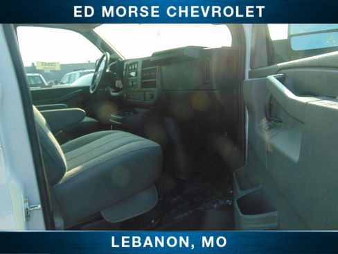 New 2024 Chevrolet Express 3500 w/ Driver Convenience Package image 18