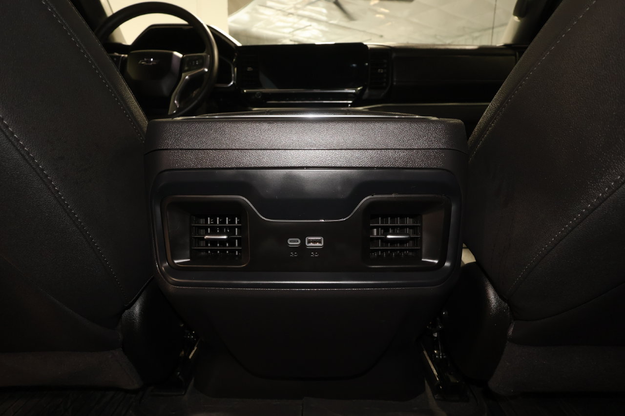 Used 2025 Chevrolet Silverado 1500 LT Trail Boss w/ Convenience Package II AWD/4WD image 30