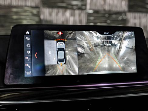 Used 2017 BMW 540i RWD image 21