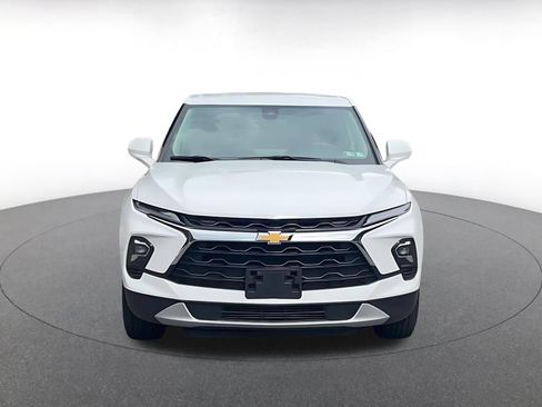 Used 2025 Chevrolet Blazer LT FWD image 4