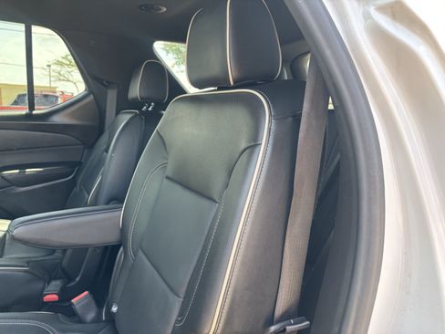 Used 2023 Chevrolet Traverse Premier w/ Redline Edition FWD image 16