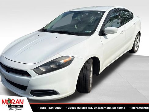 Used 2016 Dodge Dart SXT FWD image 1