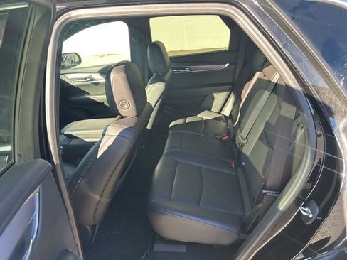 Certified 2023 Cadillac XT5 Luxury image 5