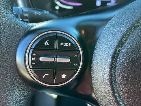 Used 2024 Kia Soul LX w/ Option Group 015 image 17