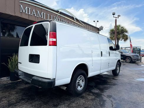Used 2020 Chevrolet Express 2500 RWD image 13