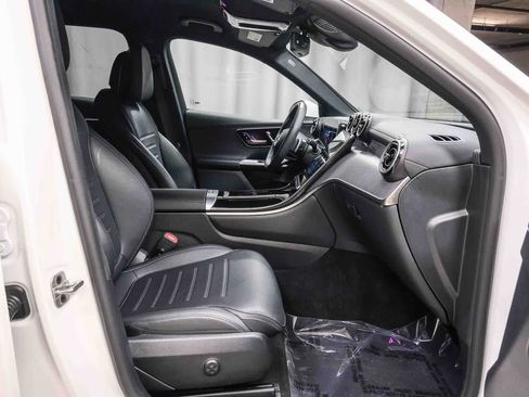 Certified 2025 Mercedes-Benz GLC 350e 4MATIC image 21