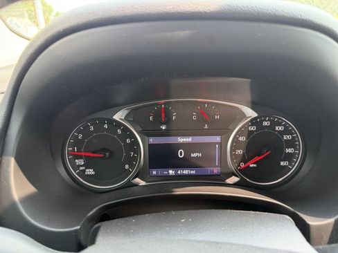 Used 2023 GMC Terrain AT4 w/ Tech Package AWD/4WD image 12
