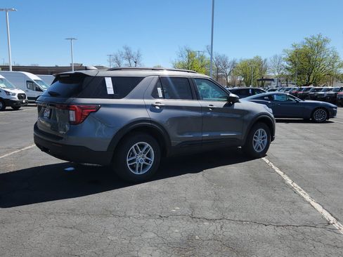 New 2026 Ford Explorer Active AWD/4WD image 14