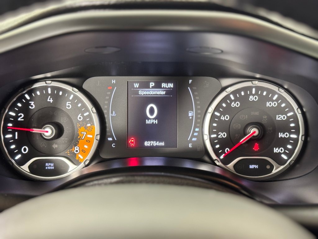 Used 2018 Jeep Renegade Latitude w/ Cold Weather Group AWD/4WD image 24