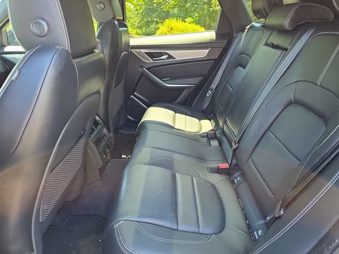 Used 2024 Jaguar F-PACE R-Dynamic S AWD/4WD image 8