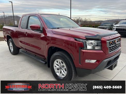 Used 2024 Nissan Frontier SV w/ Technology Package image 25