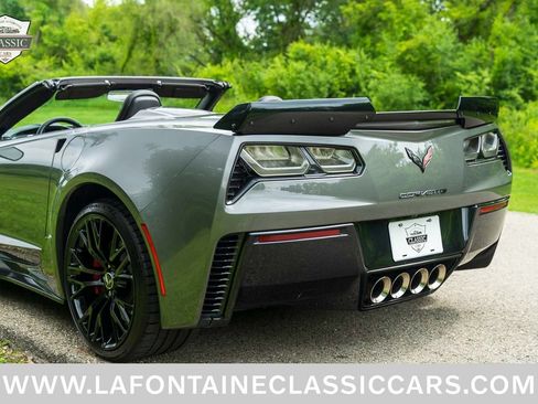 Used 2015 Chevrolet Corvette Z06 w/ 2LZ Preferred Equipment Group RWD image 35