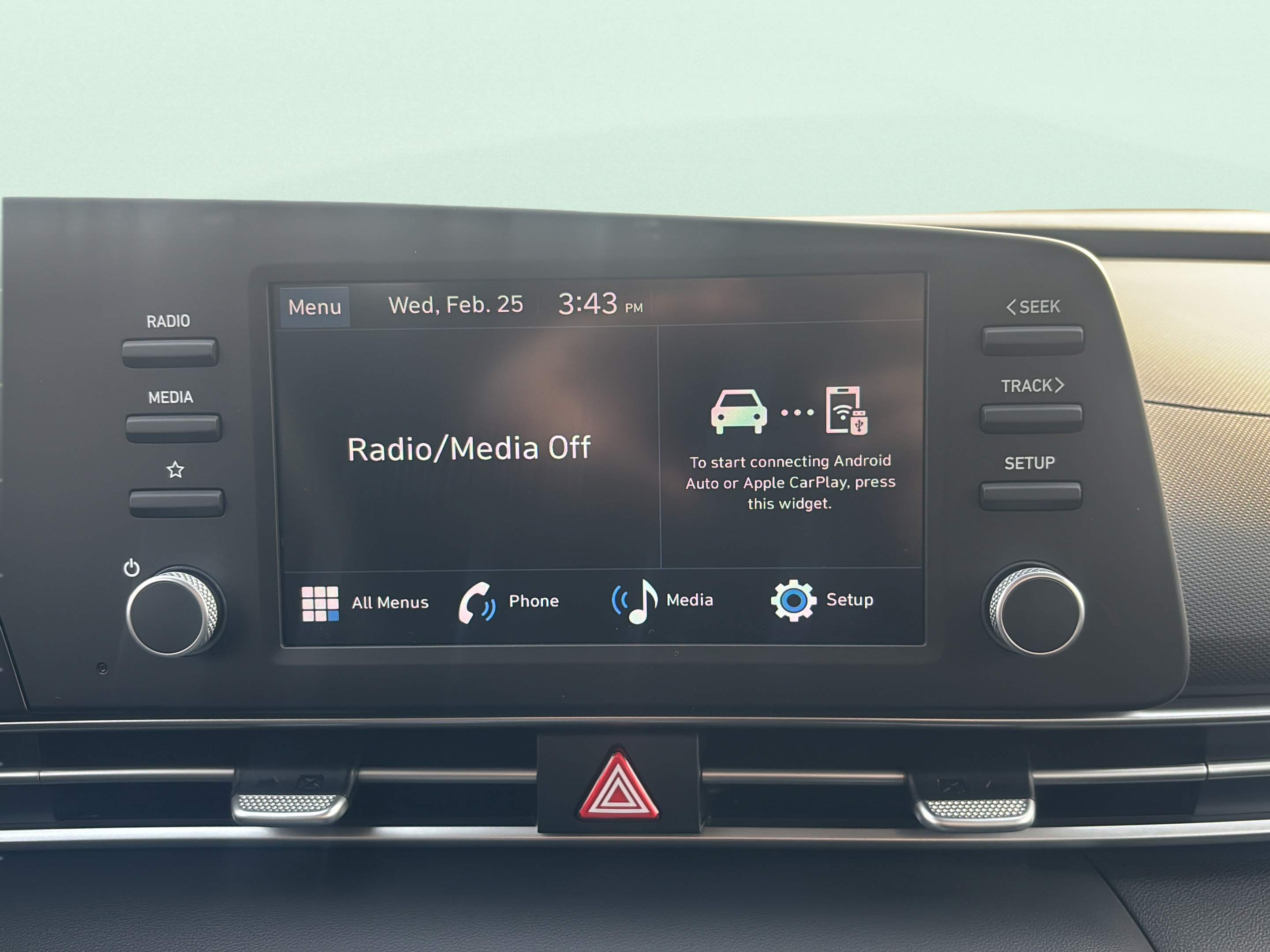 Certified 2026 Hyundai Elantra SE FWD image 15