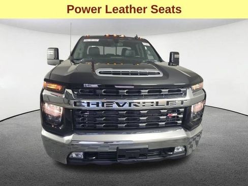 Used 2023 Chevrolet Silverado 3500 LT w/ Convenience Package AWD/4WD image 4