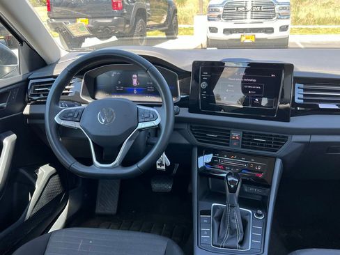 Used 2025 Volkswagen Jetta S FWD image 21
