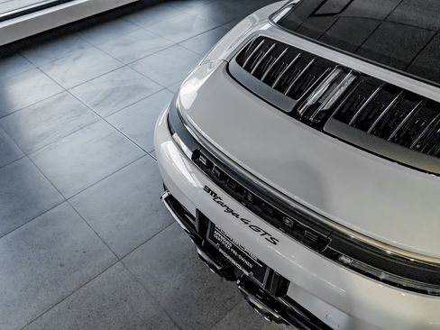 Certified 2025 Porsche 911 Targa 4 GTS image 31