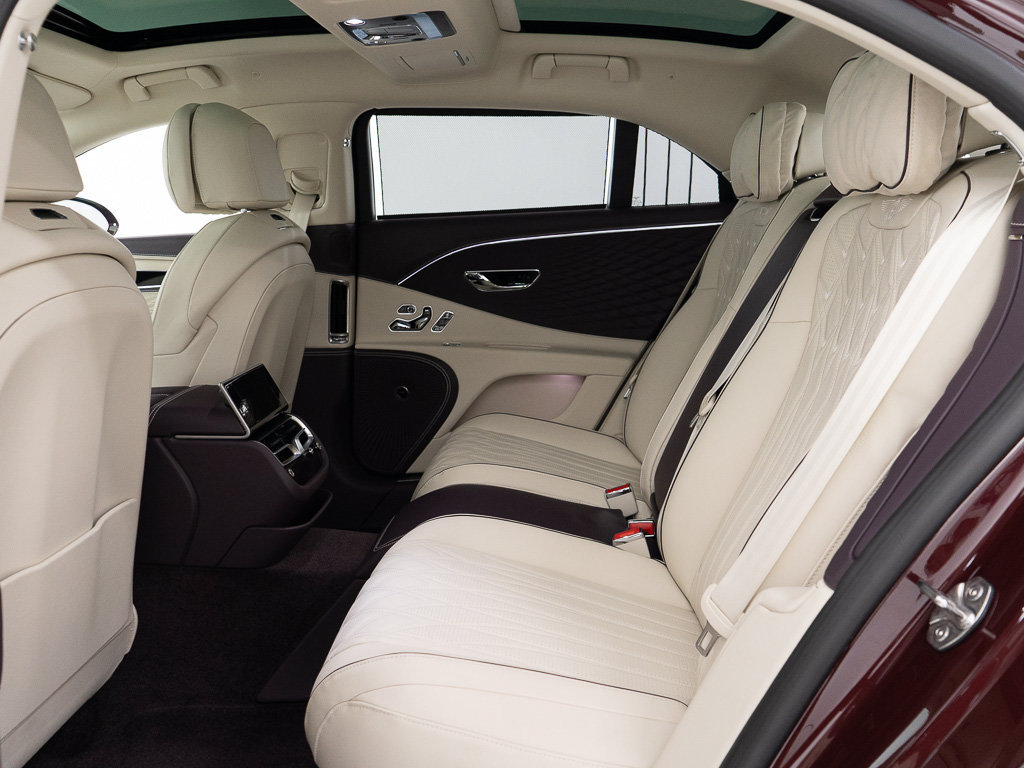 Certified 2026 Bentley Flying Spur Azure AWD/4WD image 24