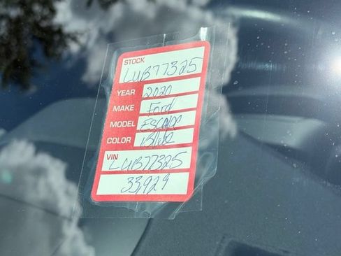 Used 2020 Ford Escape Titanium w/ Titanium Premium Package 2.0 FWD image 10