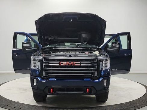 Used 2023 GMC Sierra 2500 AT4 w/ Gooseneck/5TH Wheel Package AWD/4WD image 10