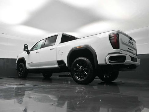 New 2026 GMC Sierra 3500 AT4 image 22