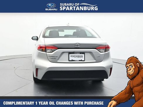 Used 2024 Toyota Corolla LE FWD image 7