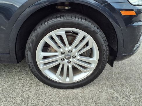 Used 2018 Audi Q5 2.0T Premium Plus w/ Premium Plus Package image 26