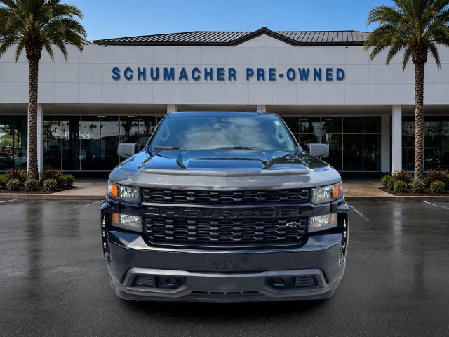 Used 2022 Chevrolet Silverado 1500 Custom w/ LPO, Blackout Package RWD image 2