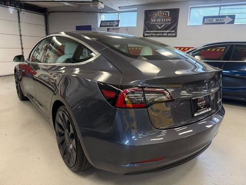 Used 2018 Tesla Model 3 Long Range AWD/4WD image 4