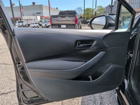 Used 2024 Toyota Corolla LE image 11