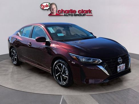 Used 2025 Nissan Sentra SV FWD image 7