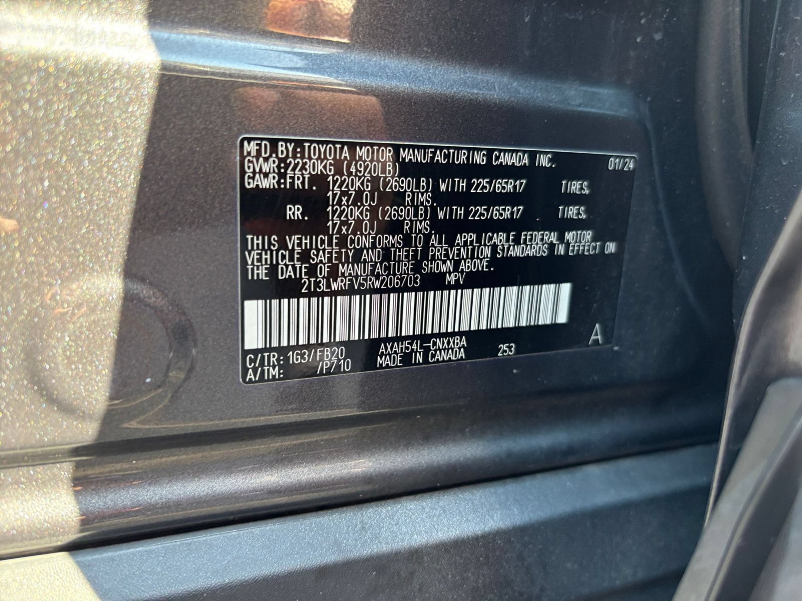 Used 2024 Toyota RAV4 LE AWD/4WD image 27