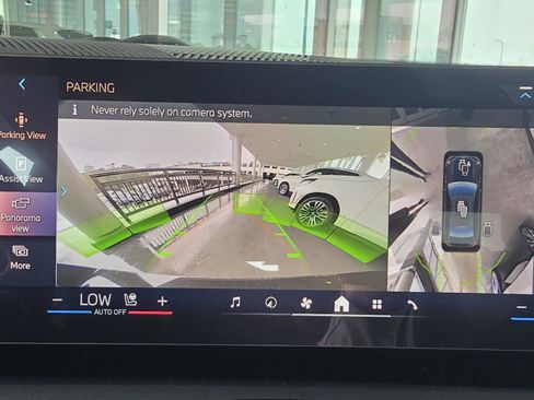 New 2026 BMW 530i w/ M Sport Package RWD image 6