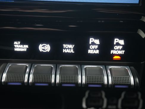 Used 2022 RAM 3500 Limited AWD/4WD image 26