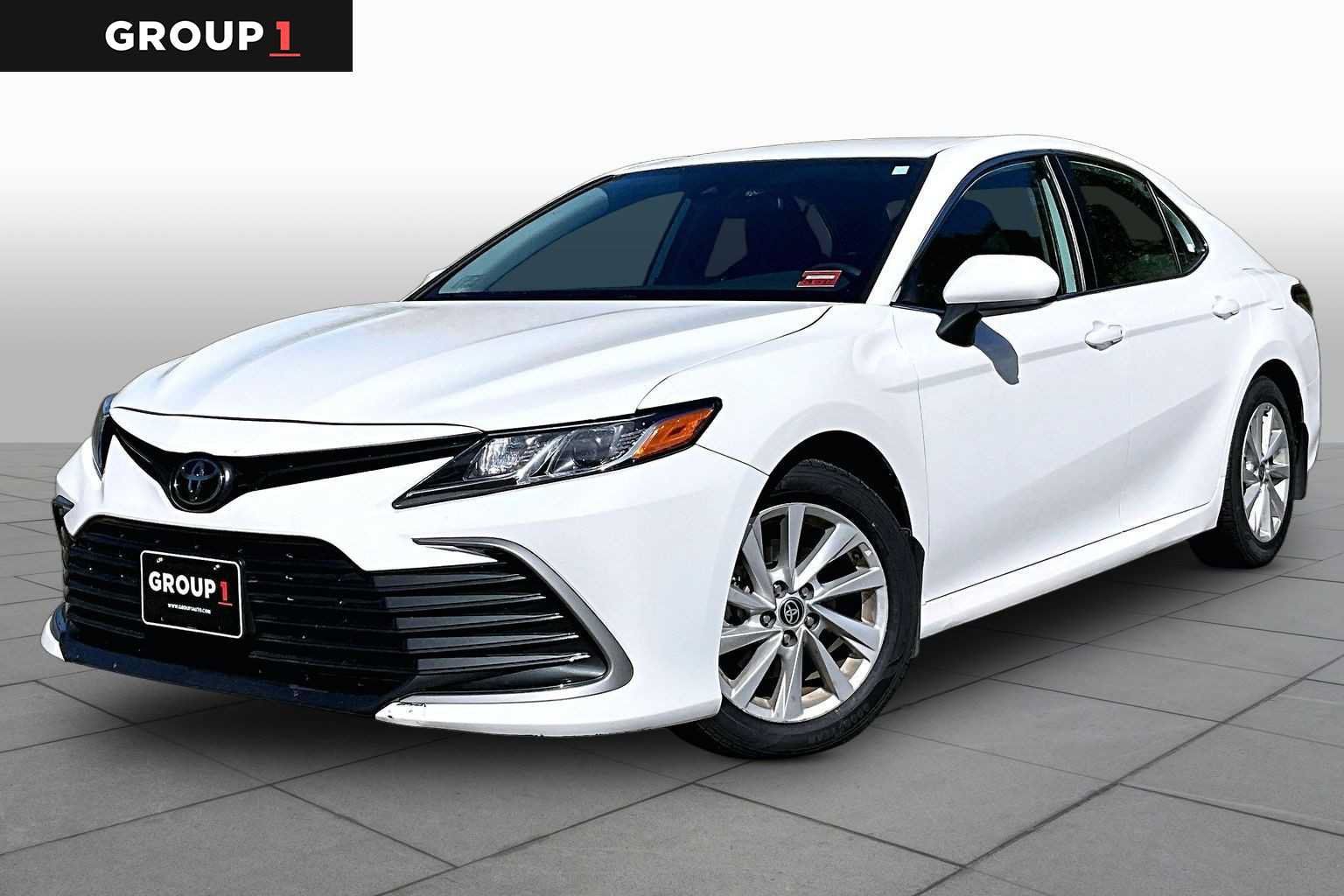 Certified 2024 Toyota Camry LE FWD image 1