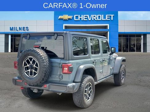 Used 2024 Jeep Wrangler Unlimited Rubicon AWD/4WD image 5
