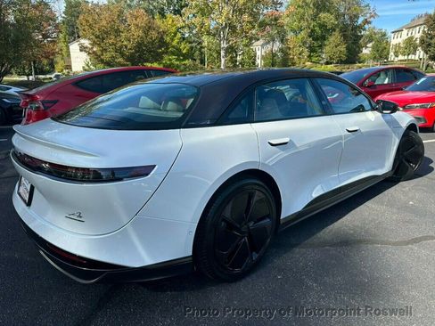 Used 2023 Lucid Air Grand Touring image 12