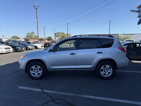 Used 2009 Toyota RAV4 4WD image 6