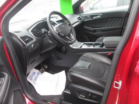 Used 2020 Ford Edge ST w/ Equipment Group 401A image 8
