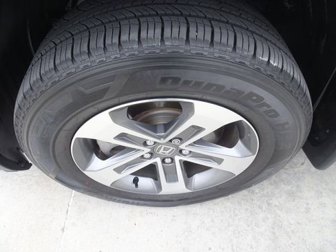 Certified 2025 Honda Pilot EX-L image 10